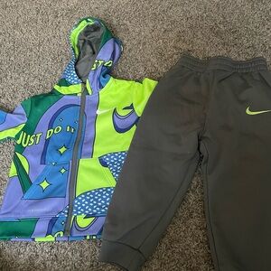 Grey,blue and green 2 piece Nike fit for boys